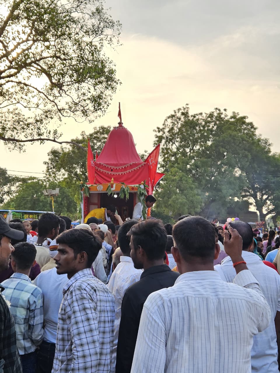 पवहारी बाबा का मेला